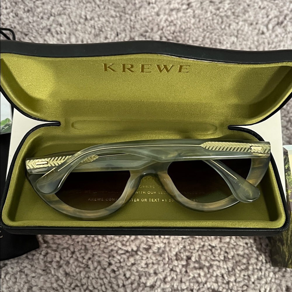 KREWE Sasha Cat-Eye Sunglasses - Picture 11 of 16